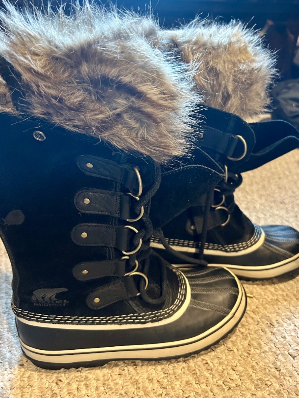 Black waterproof Sorel winter boots -size 9